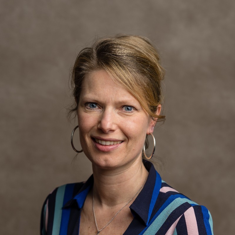 Ramona van Marwijk, Kadaster